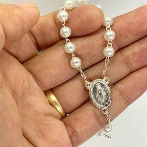 30 baptism favors acrylic pearls gold or silver Plated /mini rosaries/communion favors/ decenario / recuerdo para bautizo/ christening favor white/silver plated