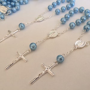 25 Baby Blue baptism favors crystal  pearls silver plated mini rosaries/ communion favors/ decenario / recuerdos para bautizo/ christening