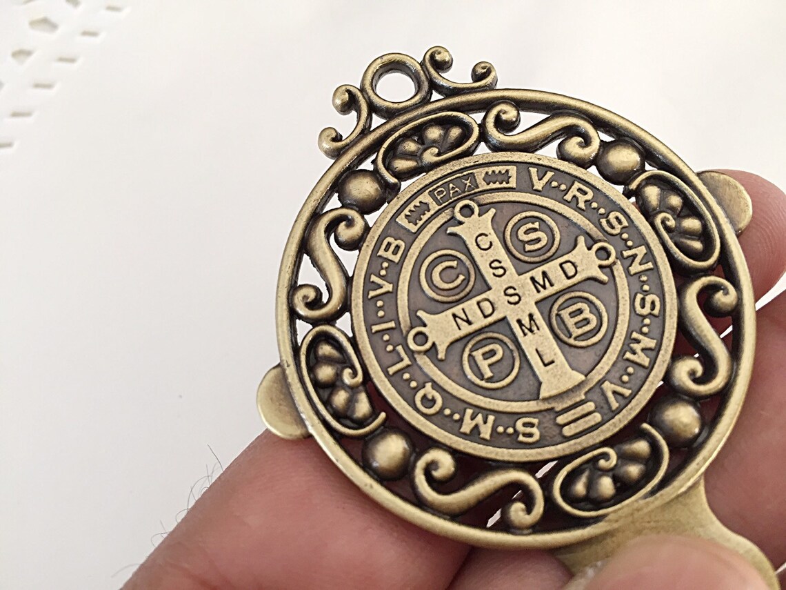 Large Sculpted Brass Tone St Benedict Key Religious Medal Etsy