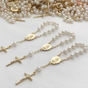 30 baptism favors acrylic pearls gold or silver Plated /mini rosaries/communion favors/ decenario / recuerdo para bautizo/ christening favor
