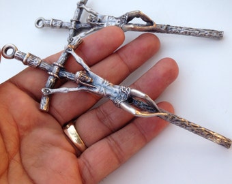 Italian wall  Crucifix smaller Replica of crucifix carried By Pope In oxidized silver finish/ crucifijo similar al cargado por el Papa