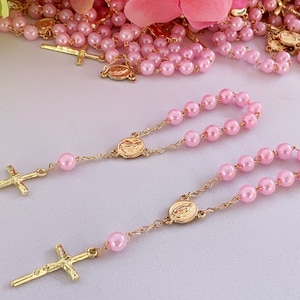 25 baptism favors acrylic pink pearls v gold plated/mini rosaries/ communion favors/ decenario / recuerdos de bautizo/ christening favors