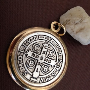1.5&quot; St. Benedict Medal Two tone / Medalla De San Benito 1.5 pulgadas