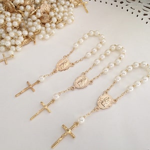 30 baptism favors acrylic pearls vintage gold /mini rosaries/ communion favors/ decenario / recuerdo para bautizo/ christening favor image 5