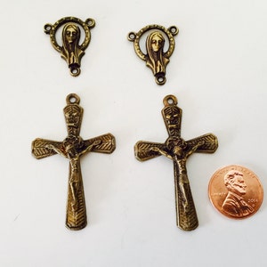 Made in Italy crucifixes and center pieces (2 each) Brass tone finish for Rosary making/rosary components/parts for rosaries/cruz y crucero