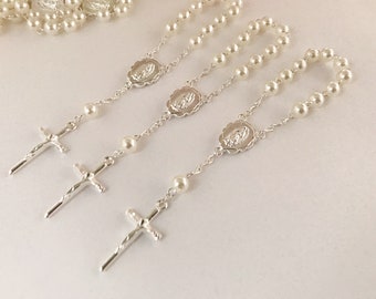 40 light ivory baptism favors acrylic pearls silver plated mini rosaries/ communion favors/ decenario / recuerdos para bautizo/ christening