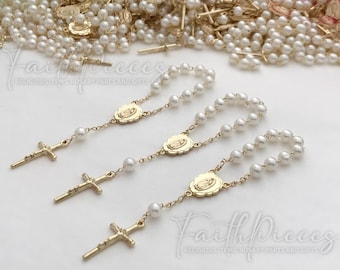 15 baptism favors acrylic pearls vintage gold /mini rosaries/ communion favors/ decenario / recuerdos de  bautizo/ christening favor