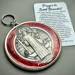 Medalla de San Benito XL de 3 pulg. en tono plateado antiguo con resina roja con tarjeta de oración tamaño billetera fabricada en Italia/medalla de San Benito en resina roja