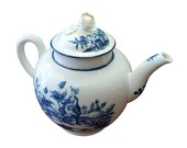 Dr. Wall Worcester Porcelain Teapot circa 1760.