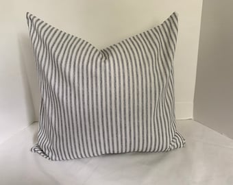 Capa de almofada em tecido listrado preto e branco, estilo rústico, escolha o tamanho.