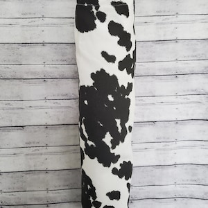 プラスチックバッグホルダー 黒と白の牛革プリント 農家風 素朴な牧場風