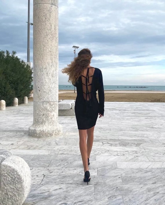 crushed velvet dress 90s 90s Rampage Black Crushed Velvet Halter Mini Dress – CRITERIA VINTAGE main image 1