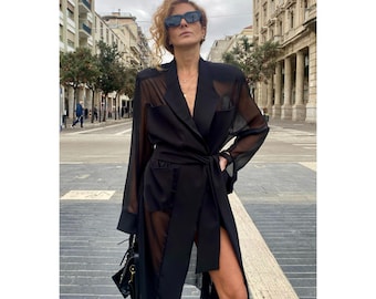 Maxi blazer transparent, chemisier transparent avec épaulettes avec ceinture, trench-coat transparent, robe longue en mousseline de soie, robe transparente, veste en mousseline à personnaliser