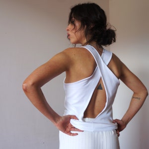 Cotton Jersey Tank top, Undershirt Crossed Back, Bare Back Vest, Basic Summer Top, No Season Women&#39;s Vest, Yoga Tank Top, Under Jacket