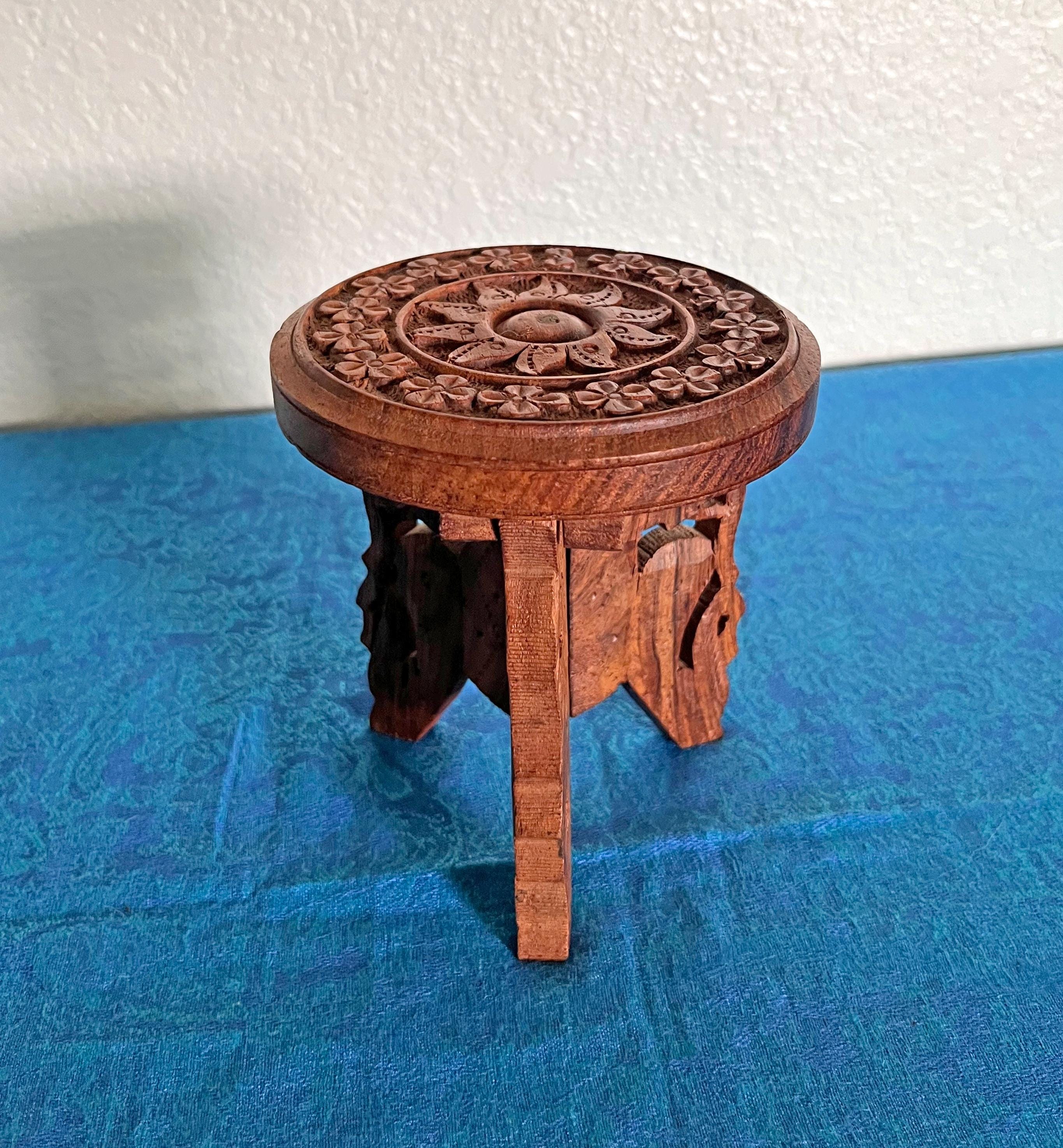 Small Wood Vintage Stand - Etsy
