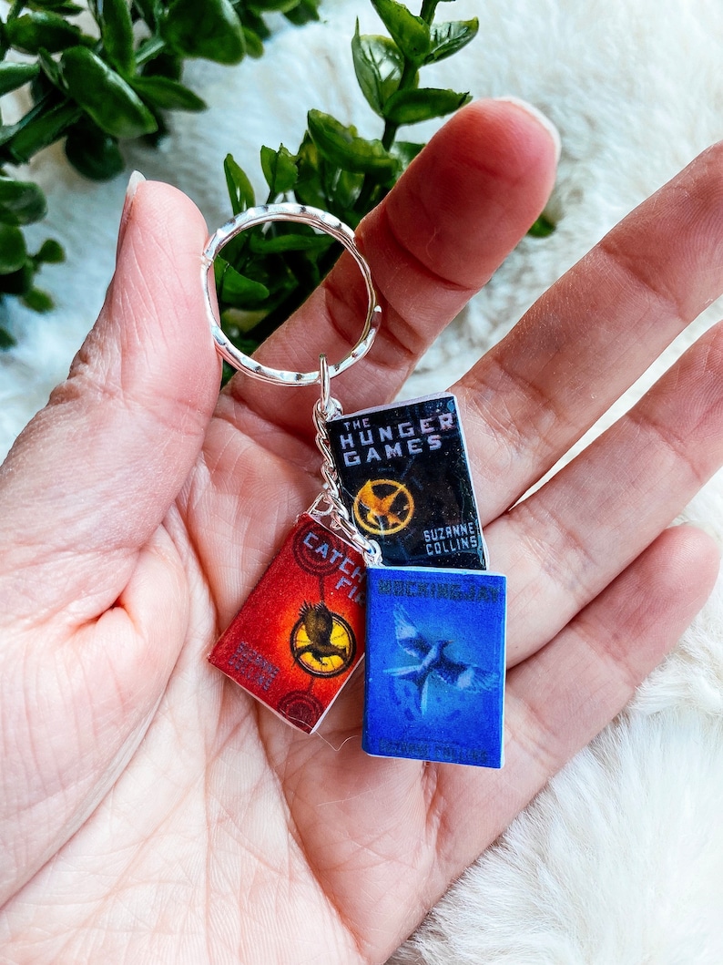 Custom Miniature Book Keychain With Mini Personalized Book Charms Book Lover Gift for Bookworm Keychain Bookish Gift Keychain Book Author 3 Mini Books