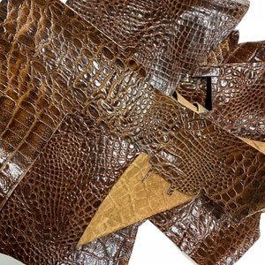 Genuine leather scraps 300gr various sizes for crafting/patching