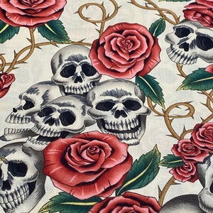 Alexander Henry Baumwollstoff skulls and roses Bild 4