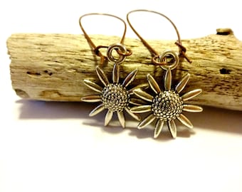 Sunflower Earrings, Sunflower Earings, Sunflower Jewelry, Copper Hoop Earrings, Kidney Shaped Earrings, Nature Lover Gift, Gift for Her