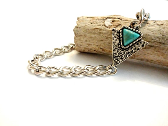 Turquoise Arrowhead Bracelet, Silver Tone Chain Link, Southwestern Jewelry