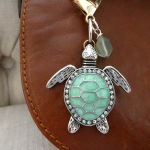 Sea Turtle Purse Charm, Turtle Zipper Pull, Sea Glass Handbag Charm, Turtle Zipper Charm, Handbag Jewelry, Turtle Gift, Car Mirror Charm