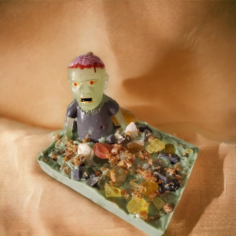 Savon zombie avec jouet à l'intérieur UpamperU image 9