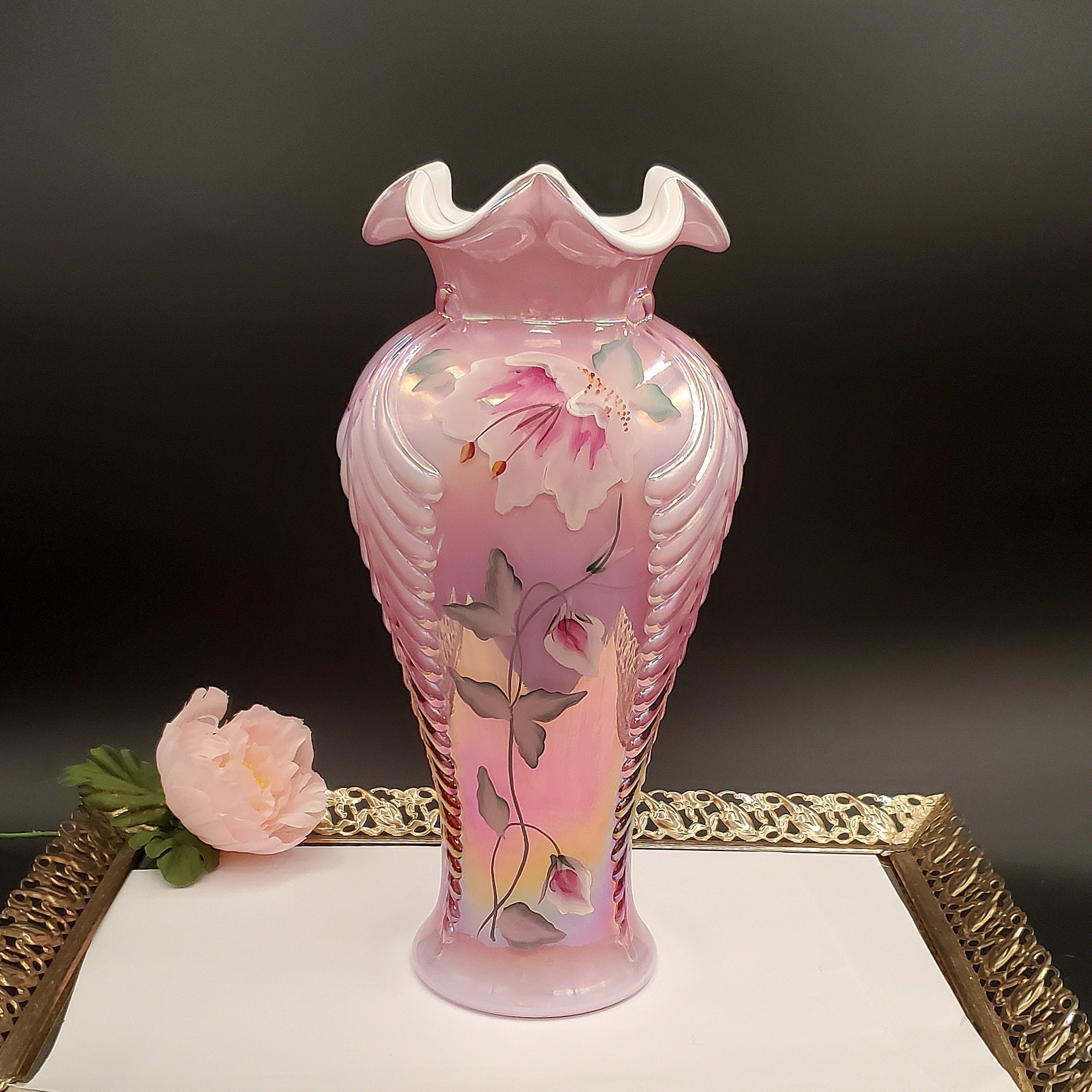FENTON Museum Collection Pink Opalescent Vase Feather Pulled