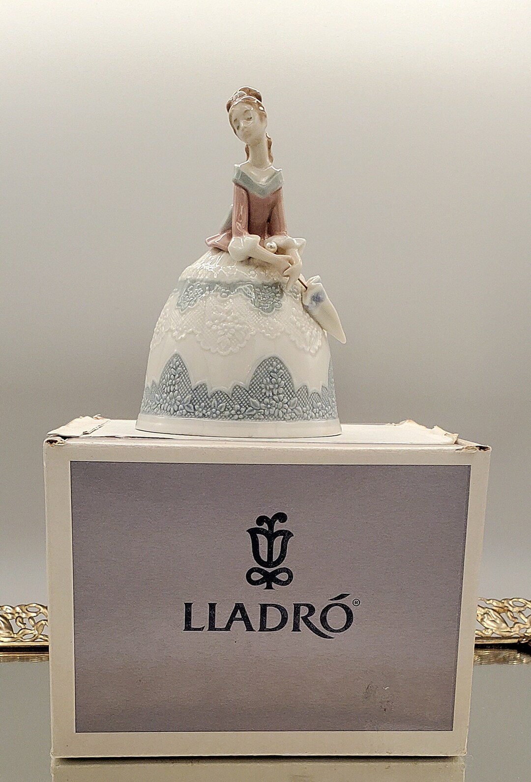 LLARDO Bell Fine Lady With Parasol Hand Painted and Detailed Made of