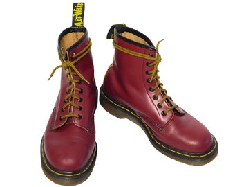 doc martens size 9 mens
