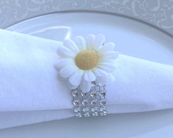 Daisy Napkin Rings with Rhinestone Mesh, Set of 8
