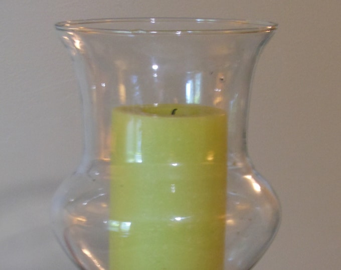 One-Piece Glass Hurricane Candle Lamp