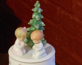 Schmid Brothers Vintage Christmas Music Box
