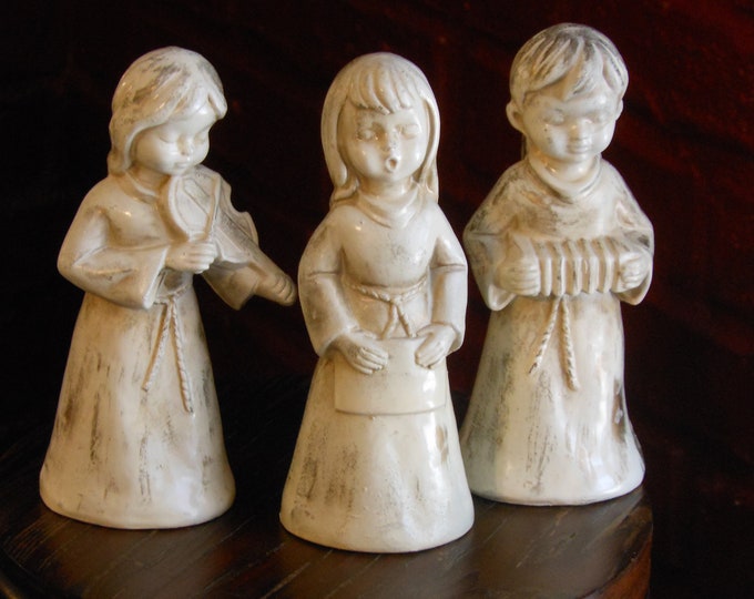 Caffco Angel Children Christmas Caroler Figurines