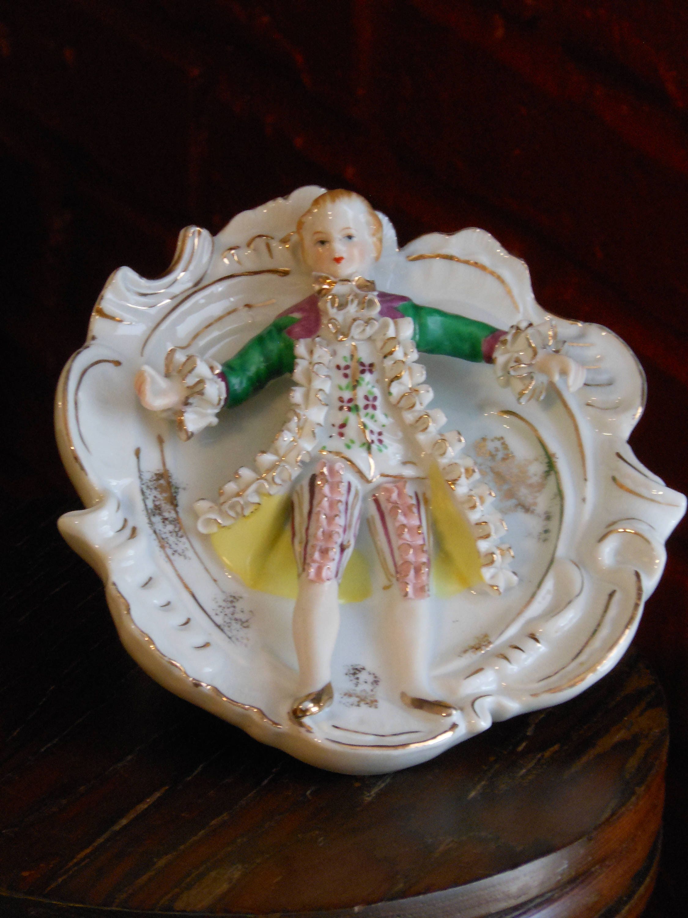 Porcelain Bone China Lace Plate Figurine
