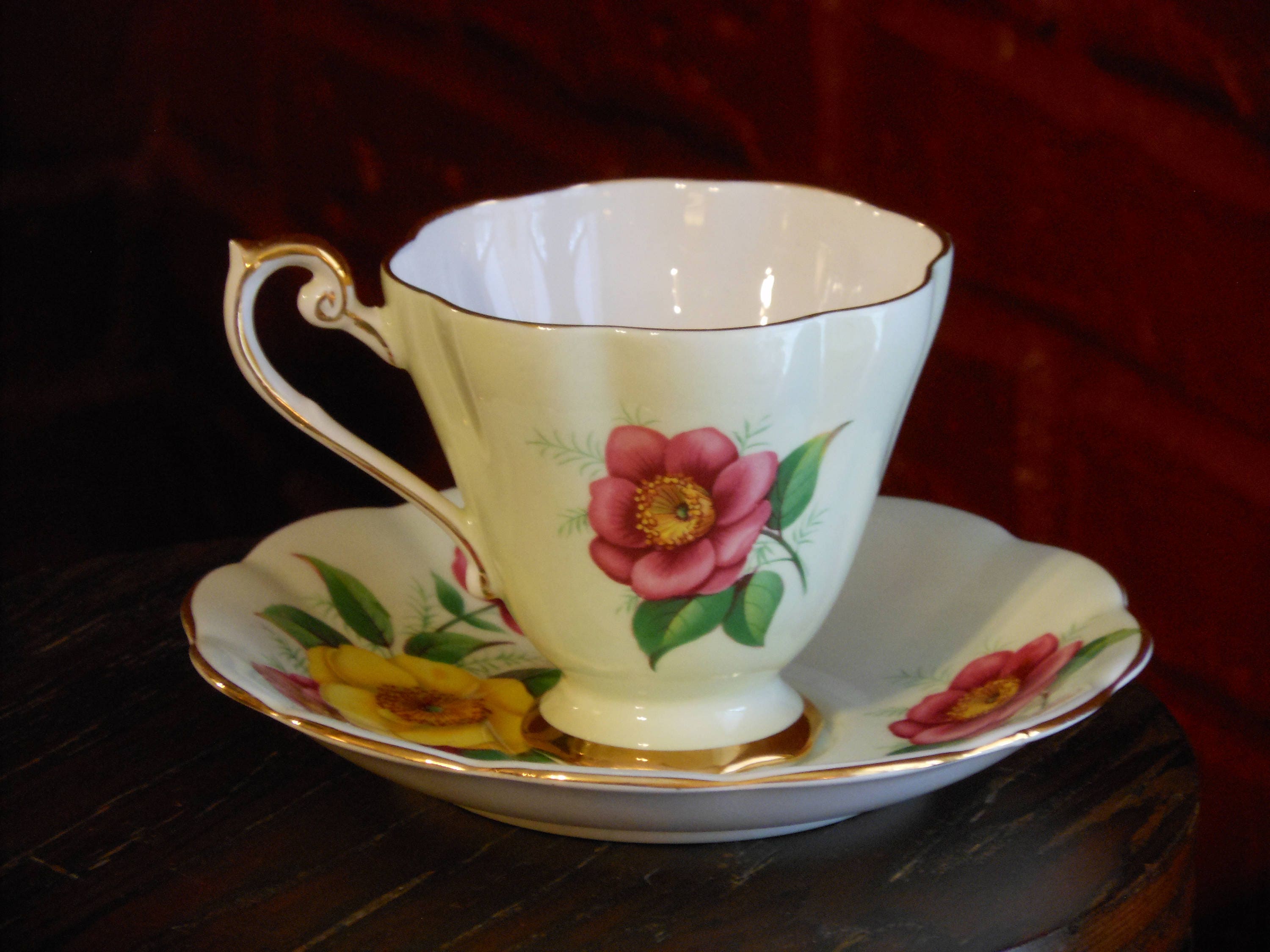 Royal Standard Fine Bone China Teacup & Saucer