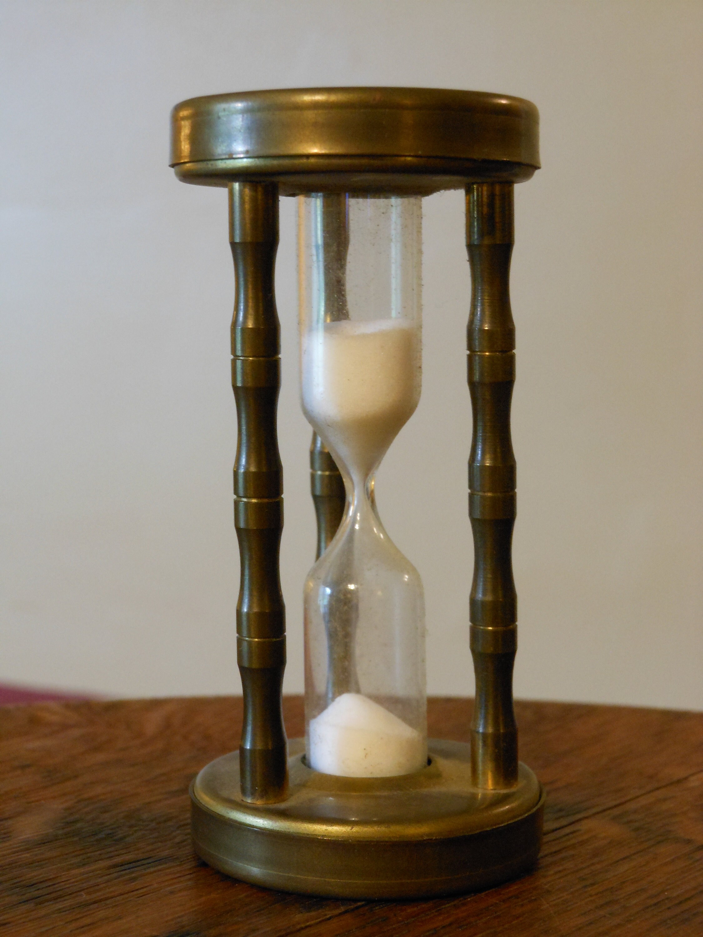 Miniature Brass & Glass 3Minute Hourglass