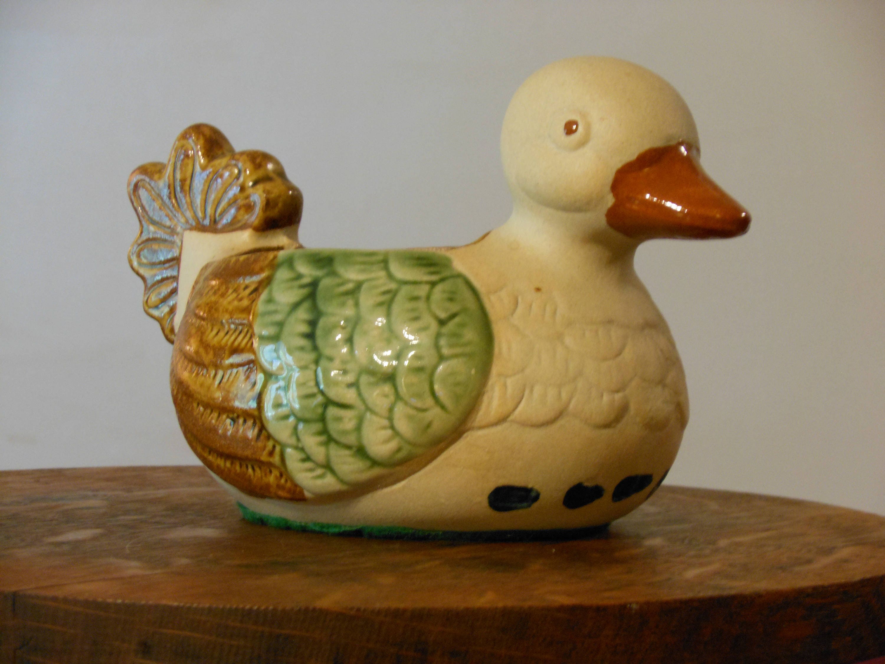 ceramic duck statue