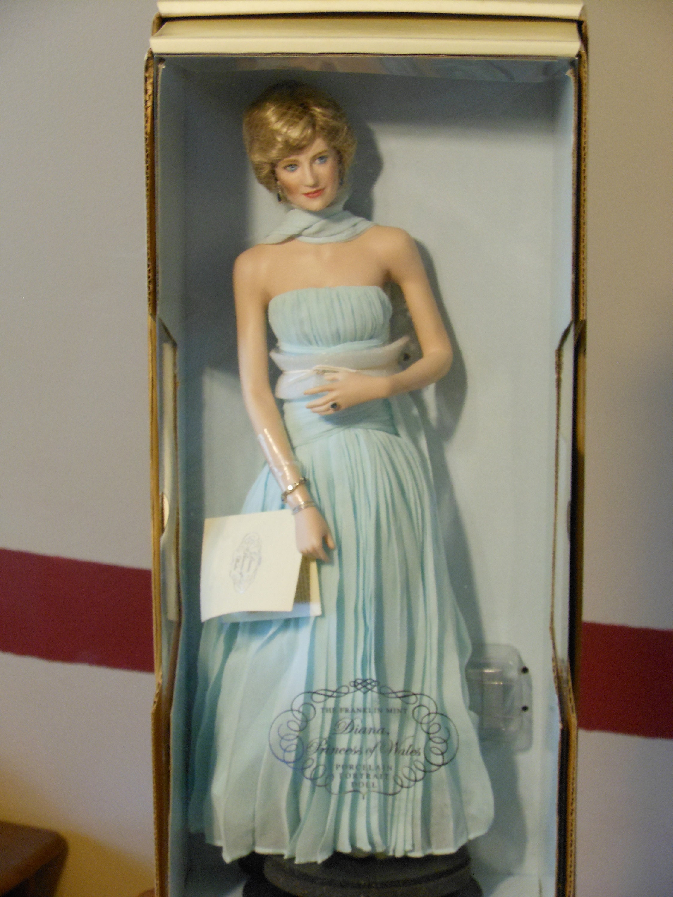 franklin mint diana princess of wales porcelain doll