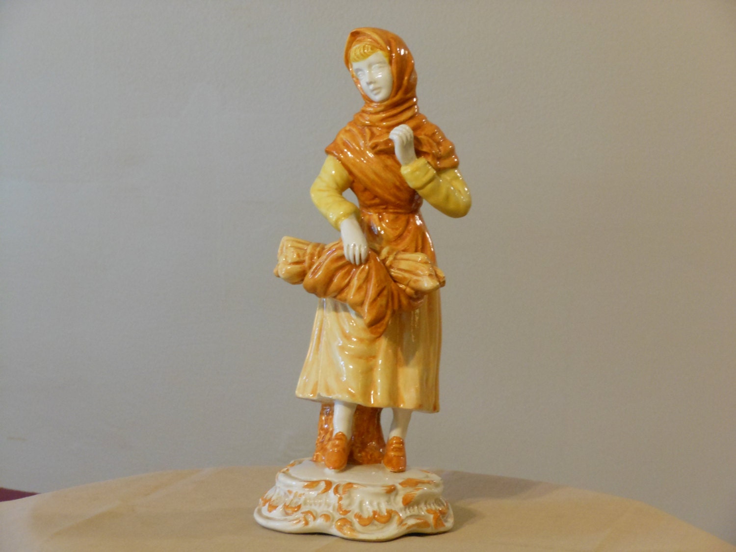 Vintage Italian Porcelain Figurine