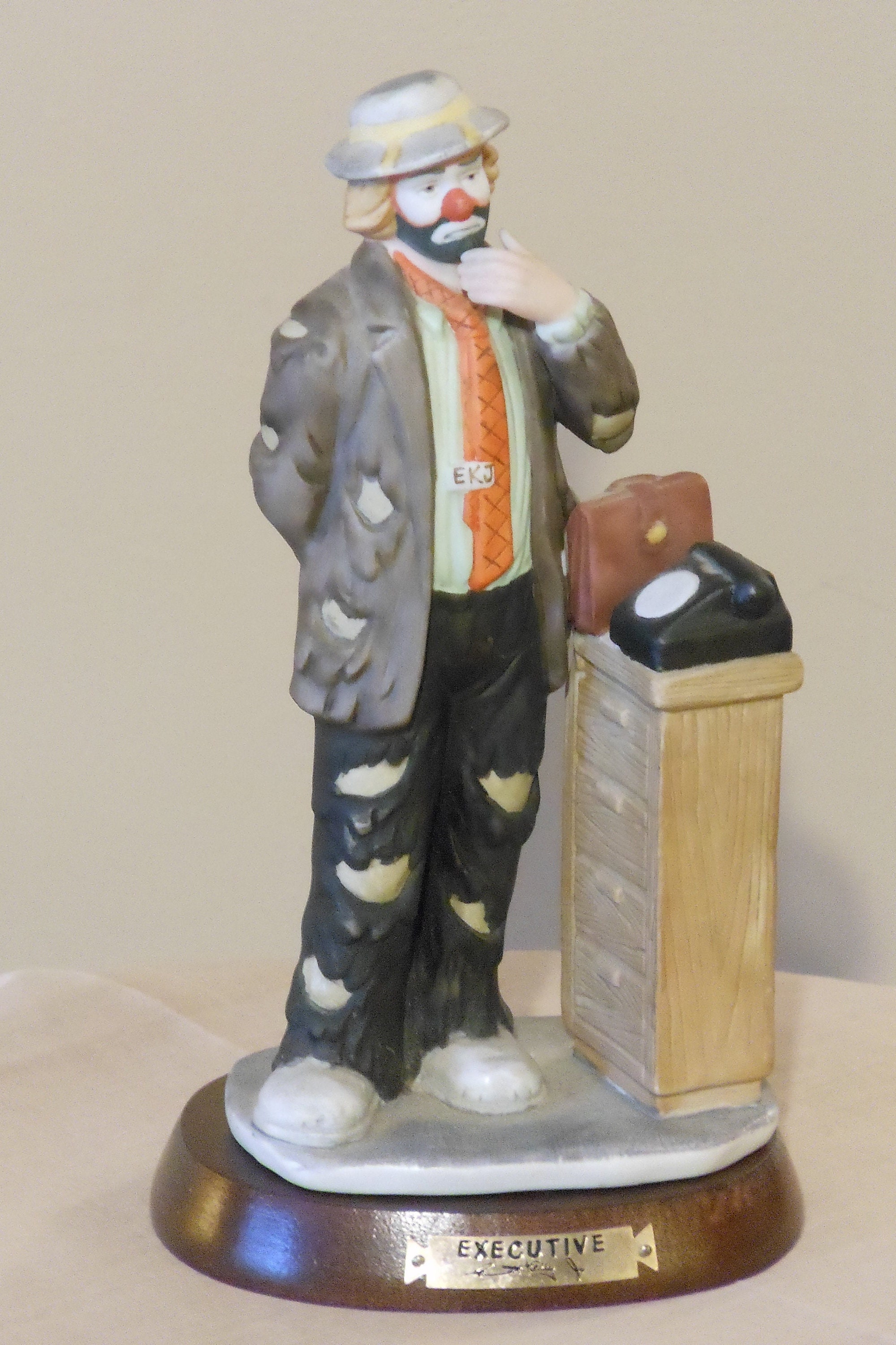 Emmett Kelly Jr. Flambro Clown Figurine The Executive