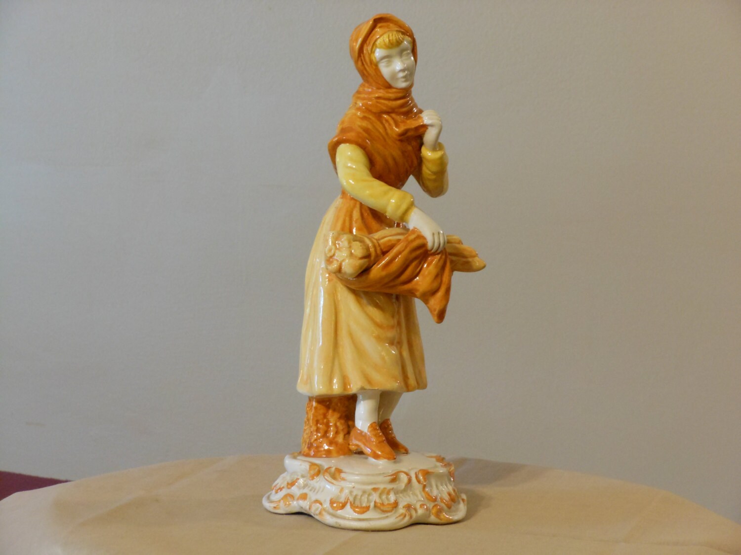 Vintage Italian Porcelain Figurine
