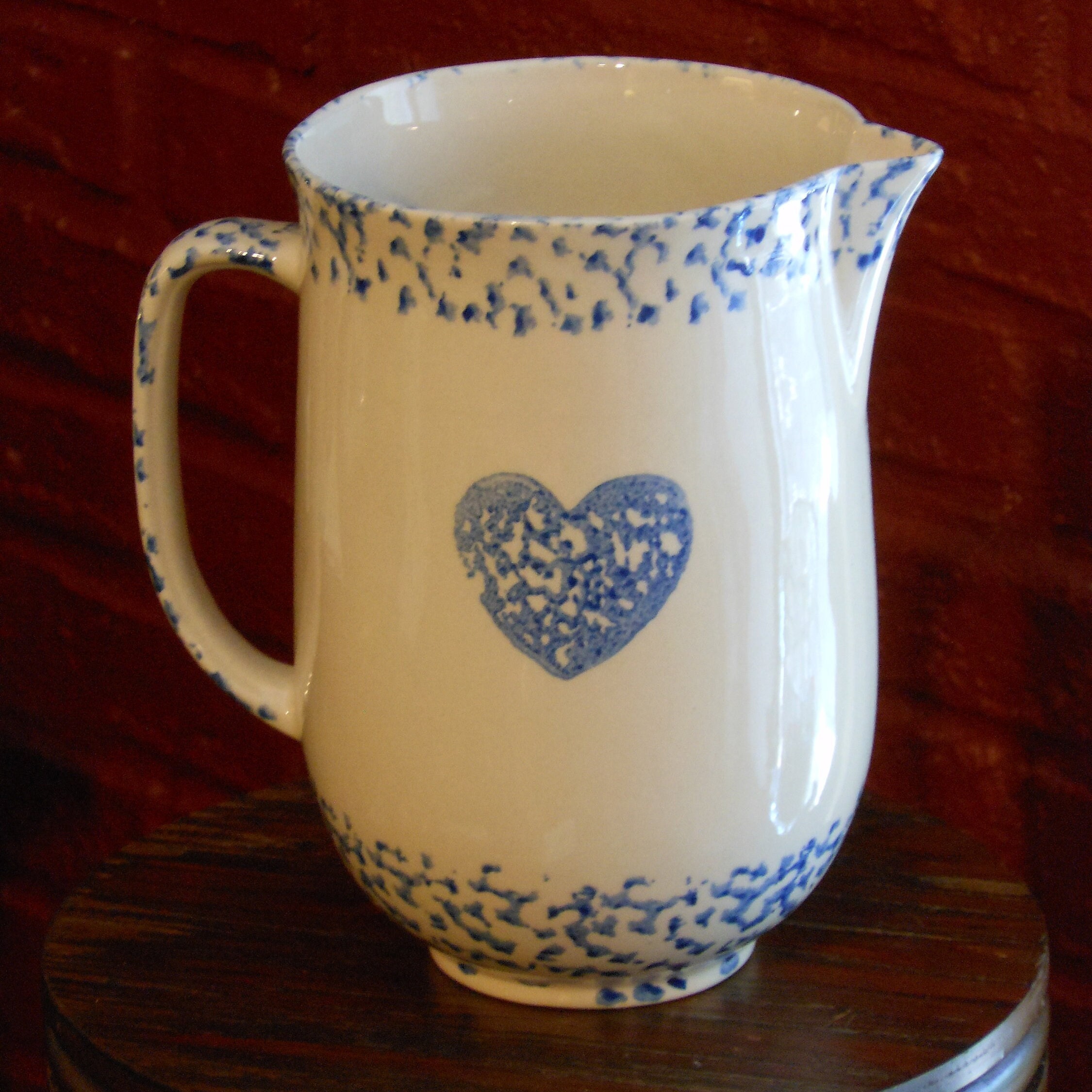 Tienshan Stoneware Folk Craft Sponge Cow/Heart 1Quart Pitcher