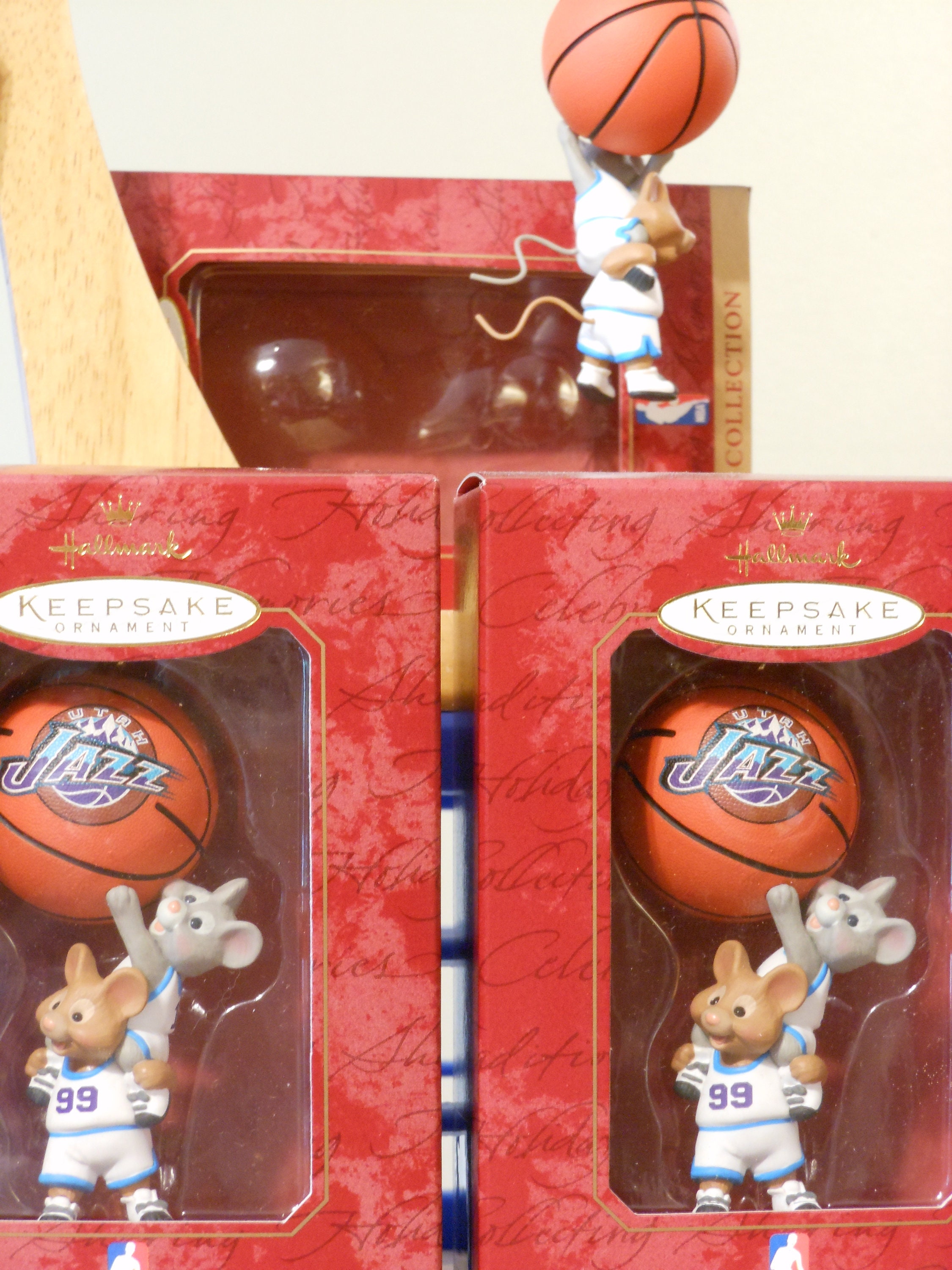 Hallmark Keepsake 1999 Utah Jazz Mice Ornaments (6)