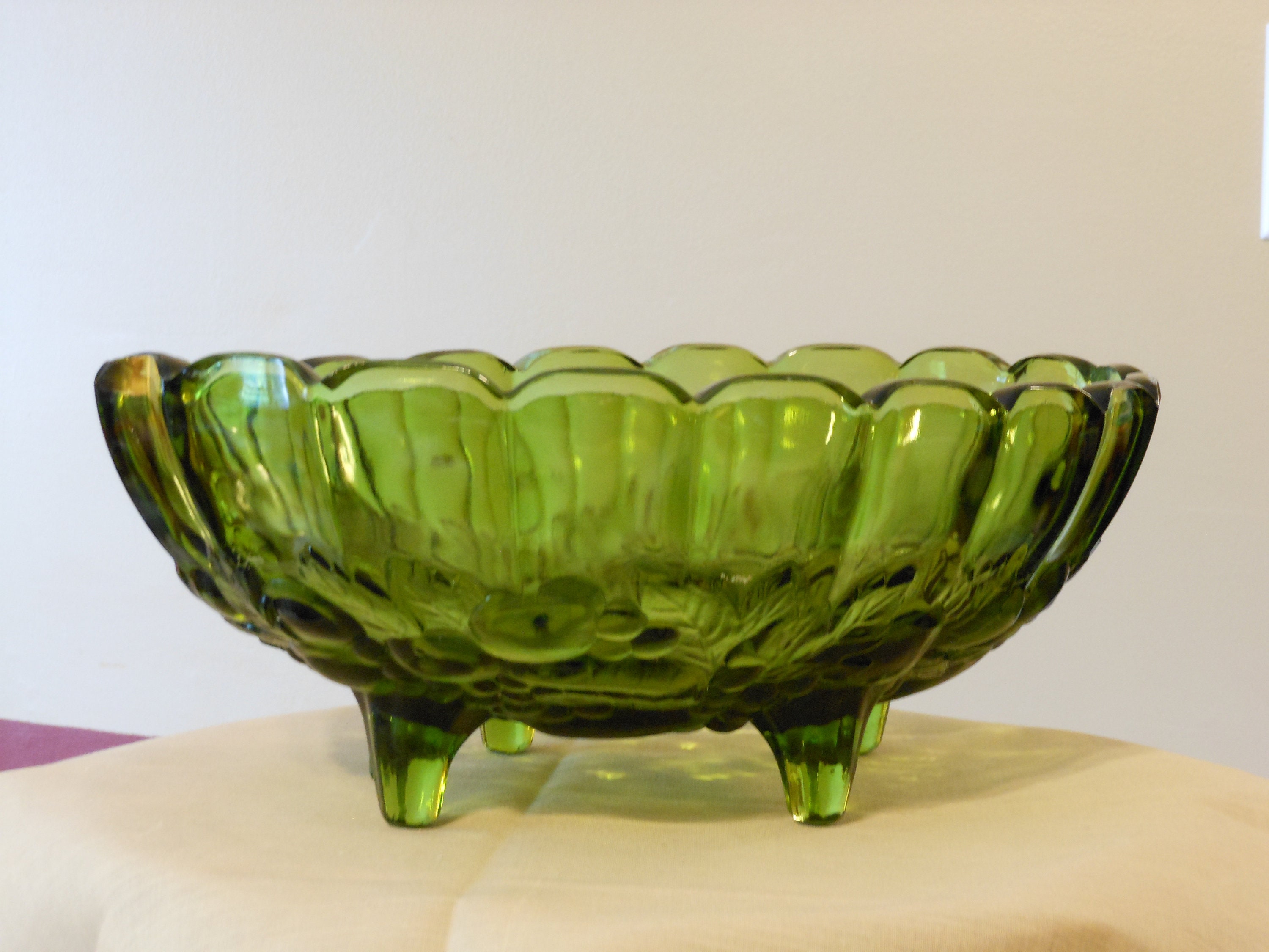 Avocado Green Indiana Glass Fruit Bowl