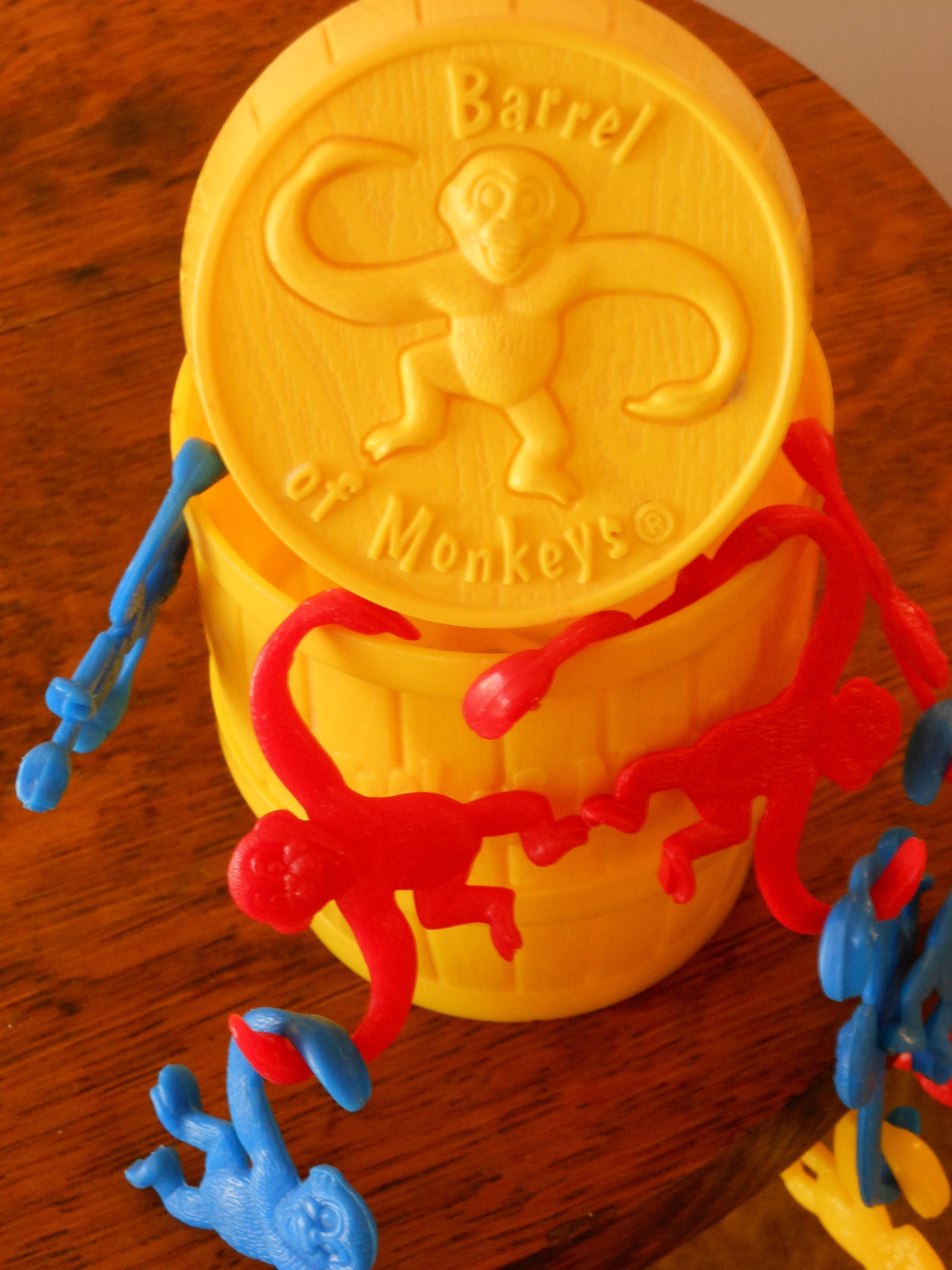 hasbro games barrel of monkeys