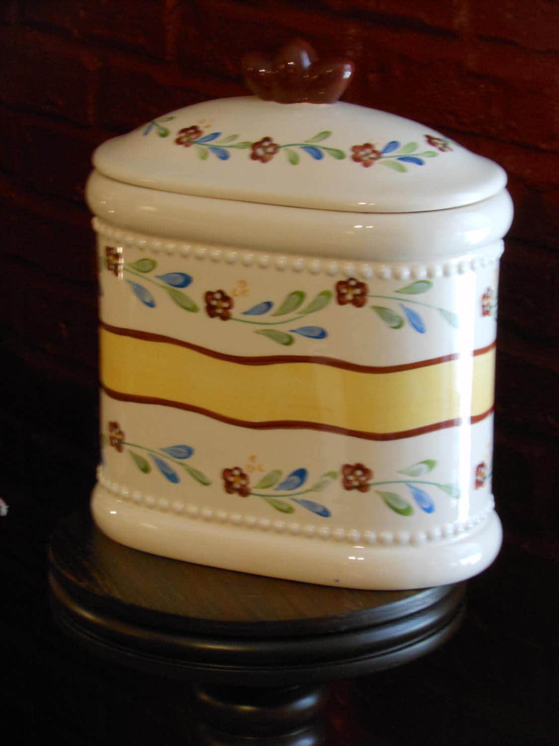 Nonni's Vintage Biscotti Jar