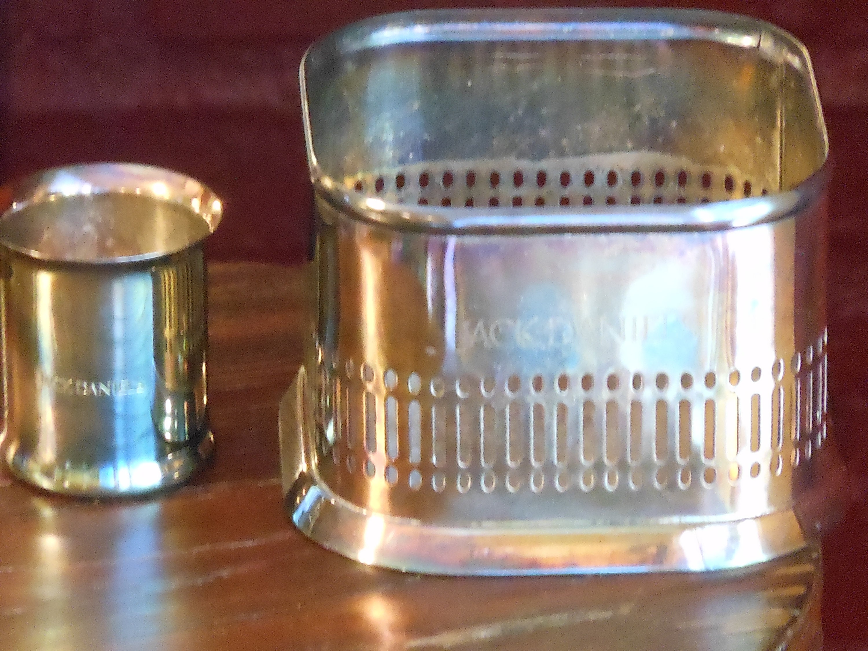 Jack Daniels Silver Plate Bottle Holder & Jigger Cap