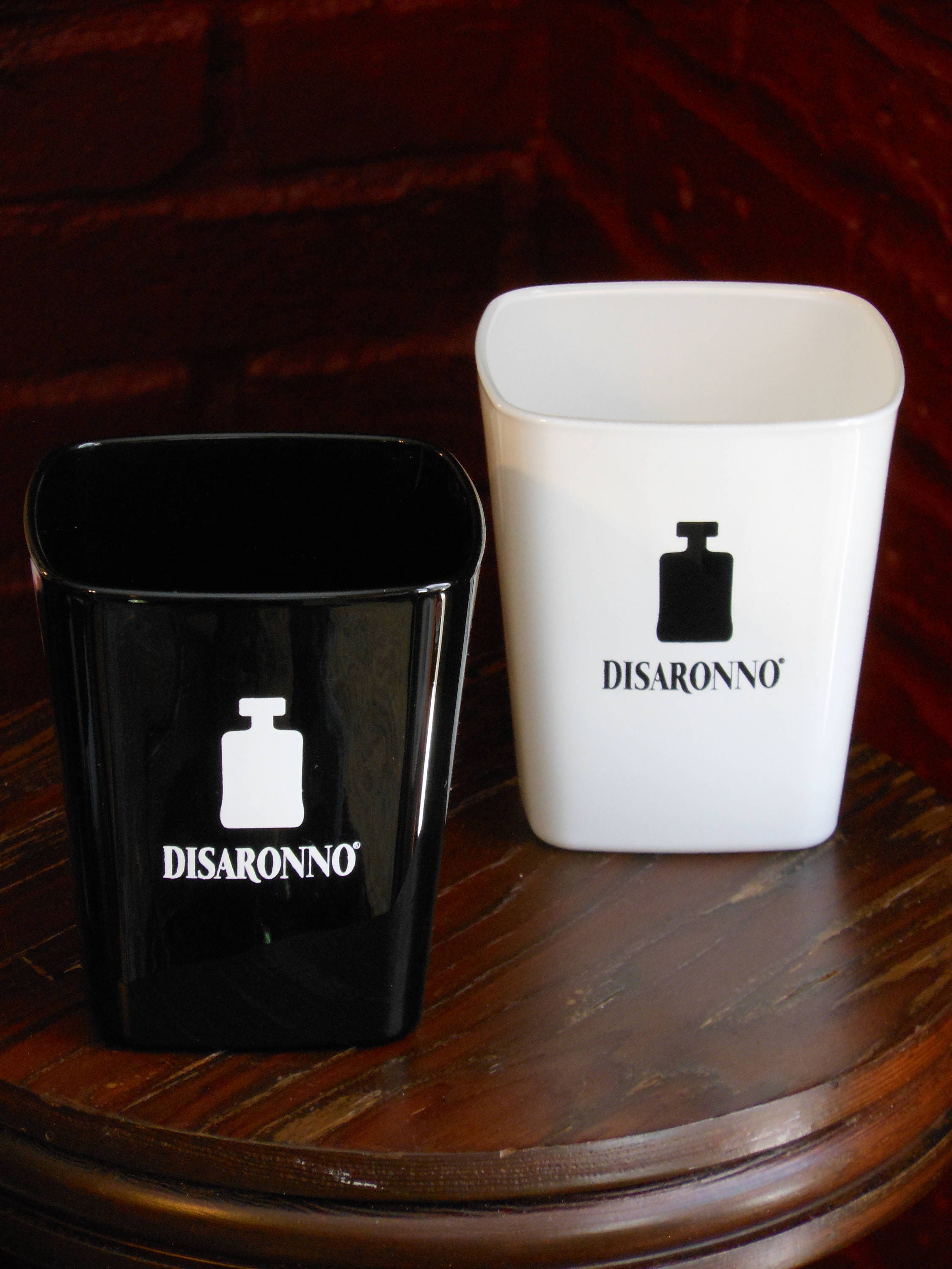 Disaronno Vintage Ceramic Rocks Glasses