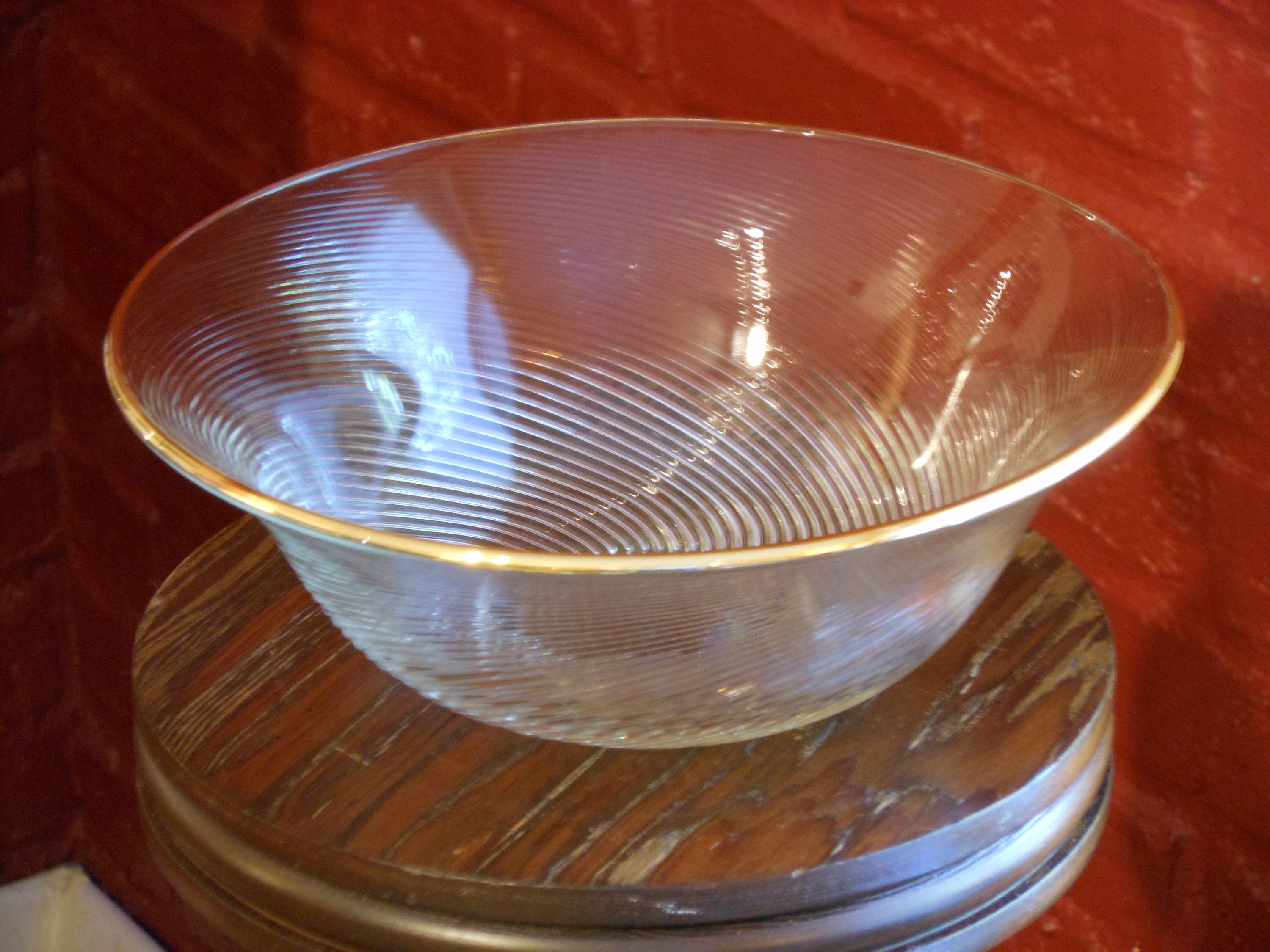 Large Ribbed Clear Glass Vintage Bowl