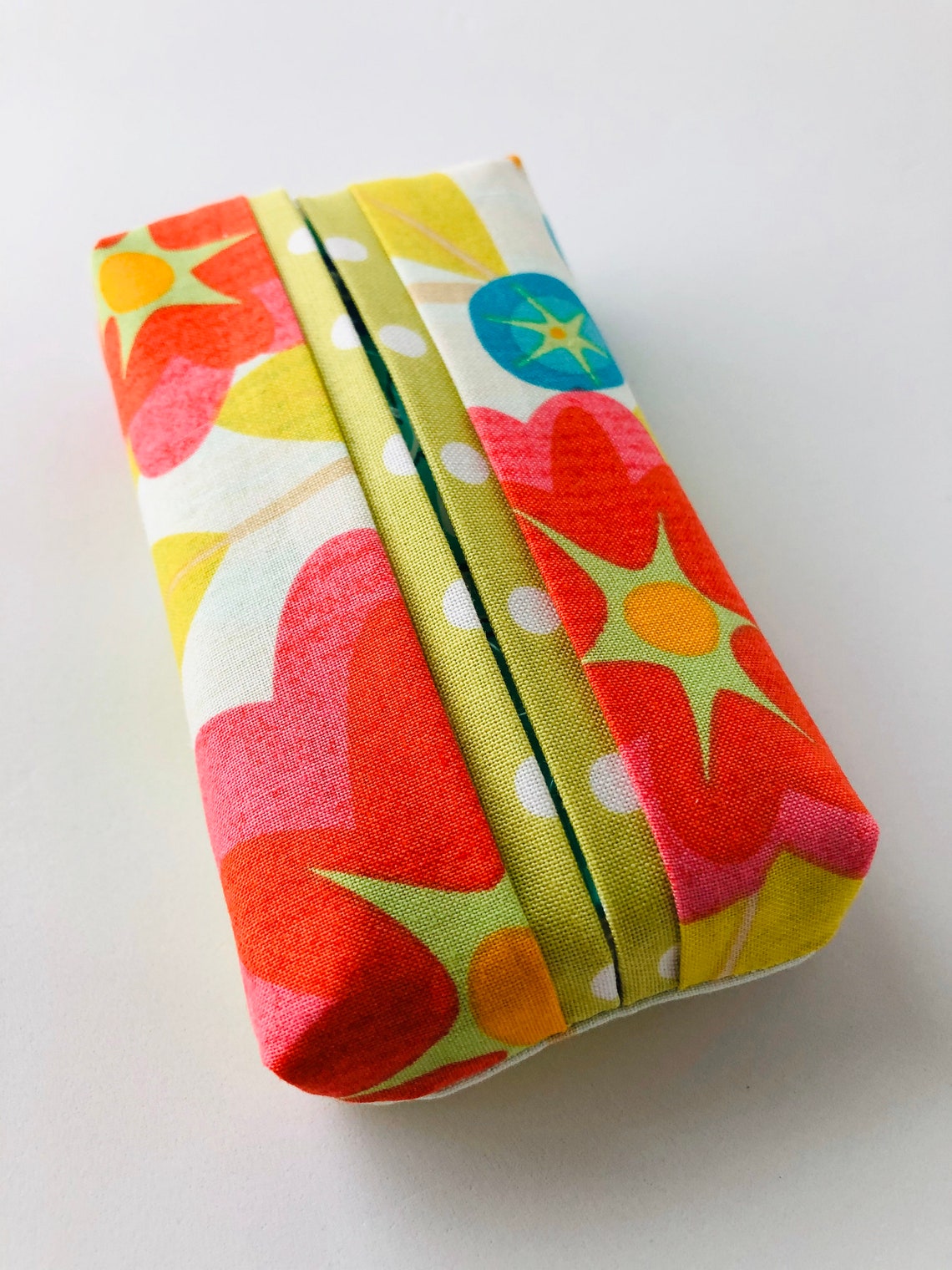 Kleenex Tissue Holder Perfect For A Purse Or Car Etsy